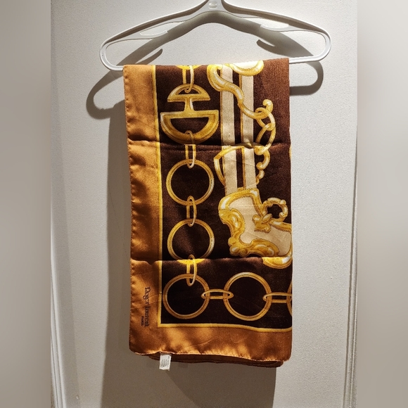 Roger Laurent Accessories - Vintage Roger Laurent Paris Scarf